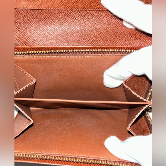 LOUIS VUITTON PORTE MONNAIE ZIP WALLET MONOGRAM - Picture 4 of 7